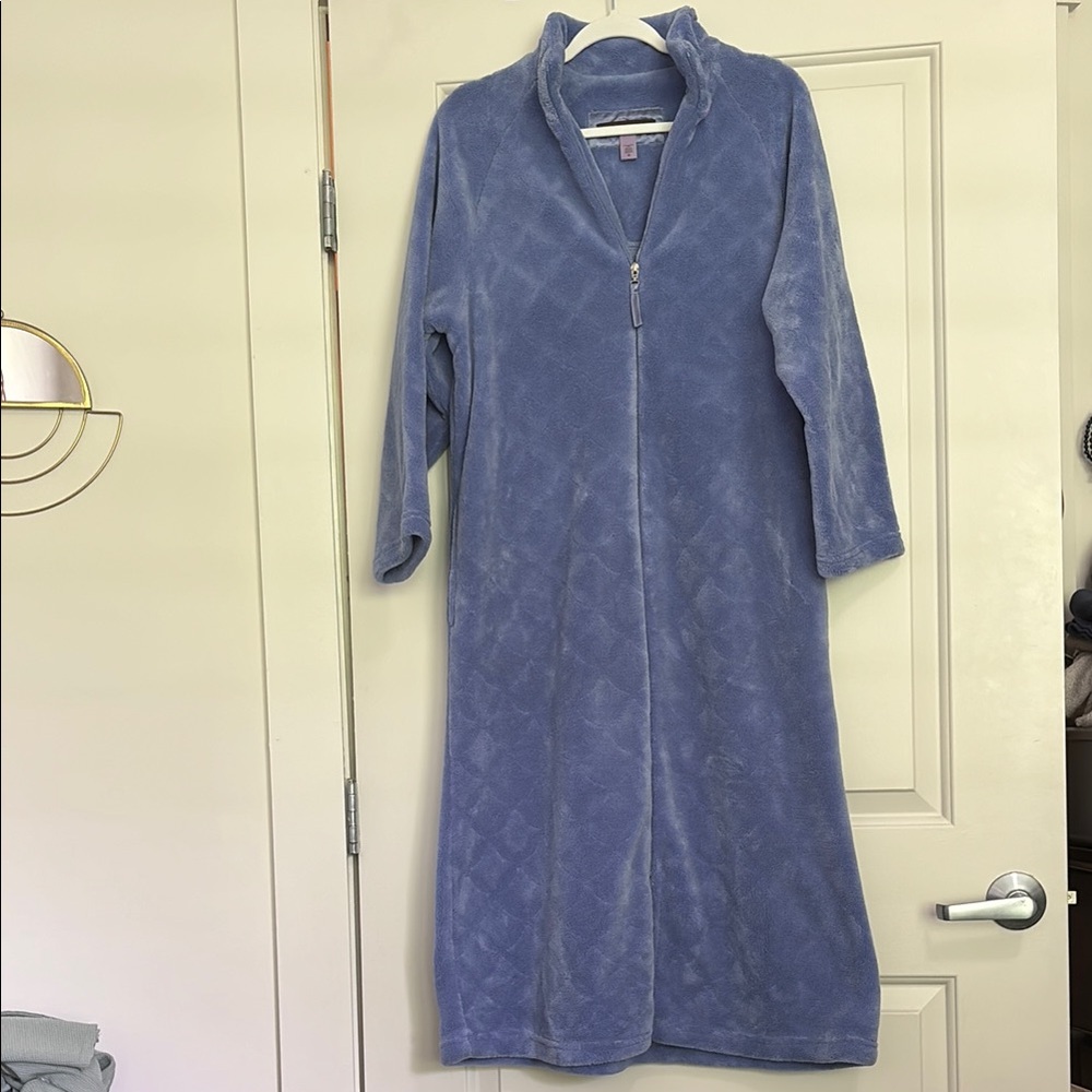 Stan Herman Plush Fleece Zip Robe/Housecoat, Periwinkle blue, medium